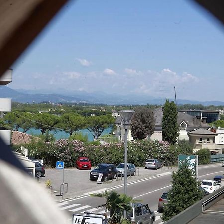 Hotel La Terrazza Sul Lago Peschiera del Garda Exterior foto