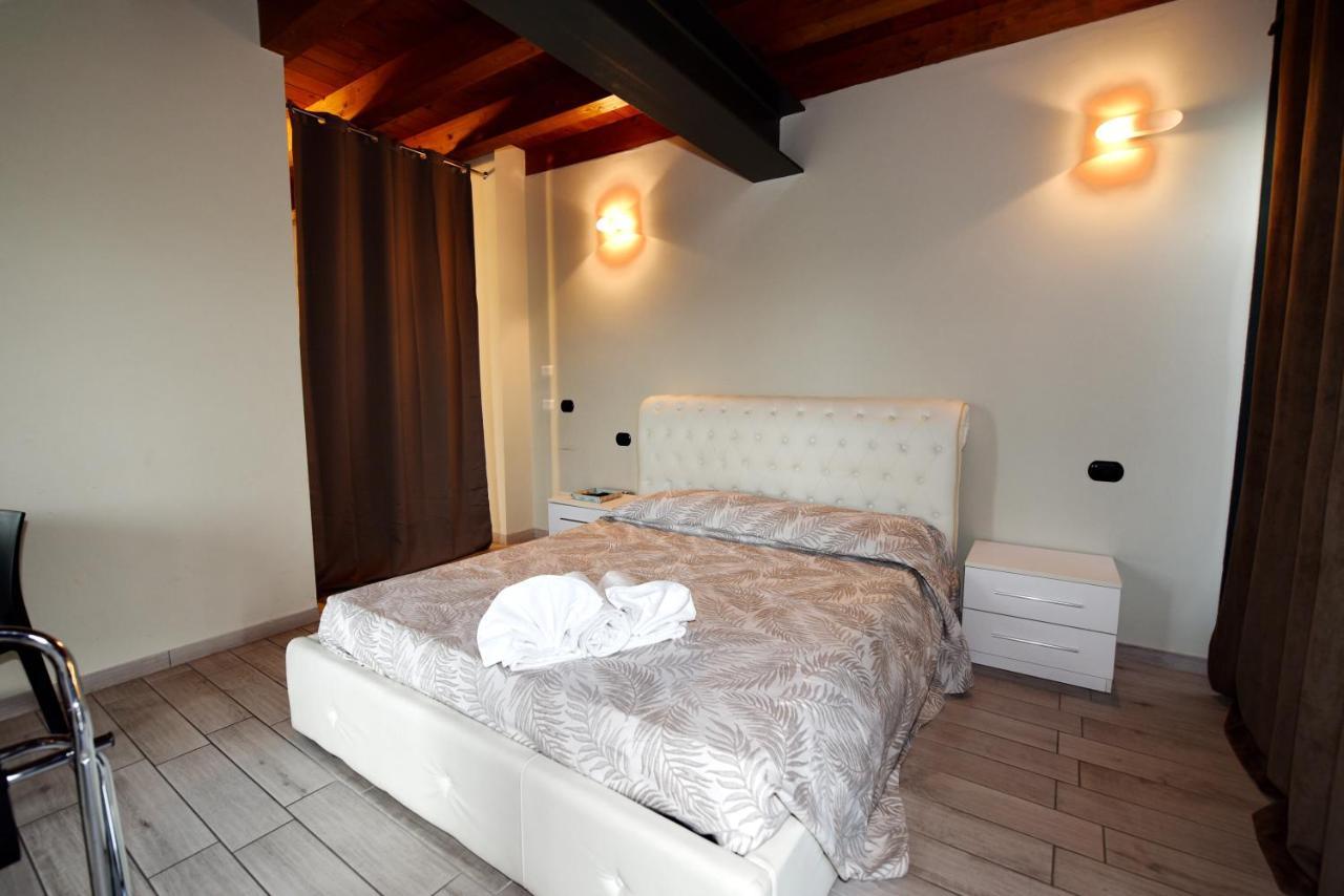 La Terrazza Sul Lago Peschiera del Garda Exterior foto